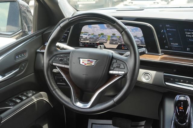 Used 2024 Cadillac Escalade ESV Premium Luxury Platinum image 17