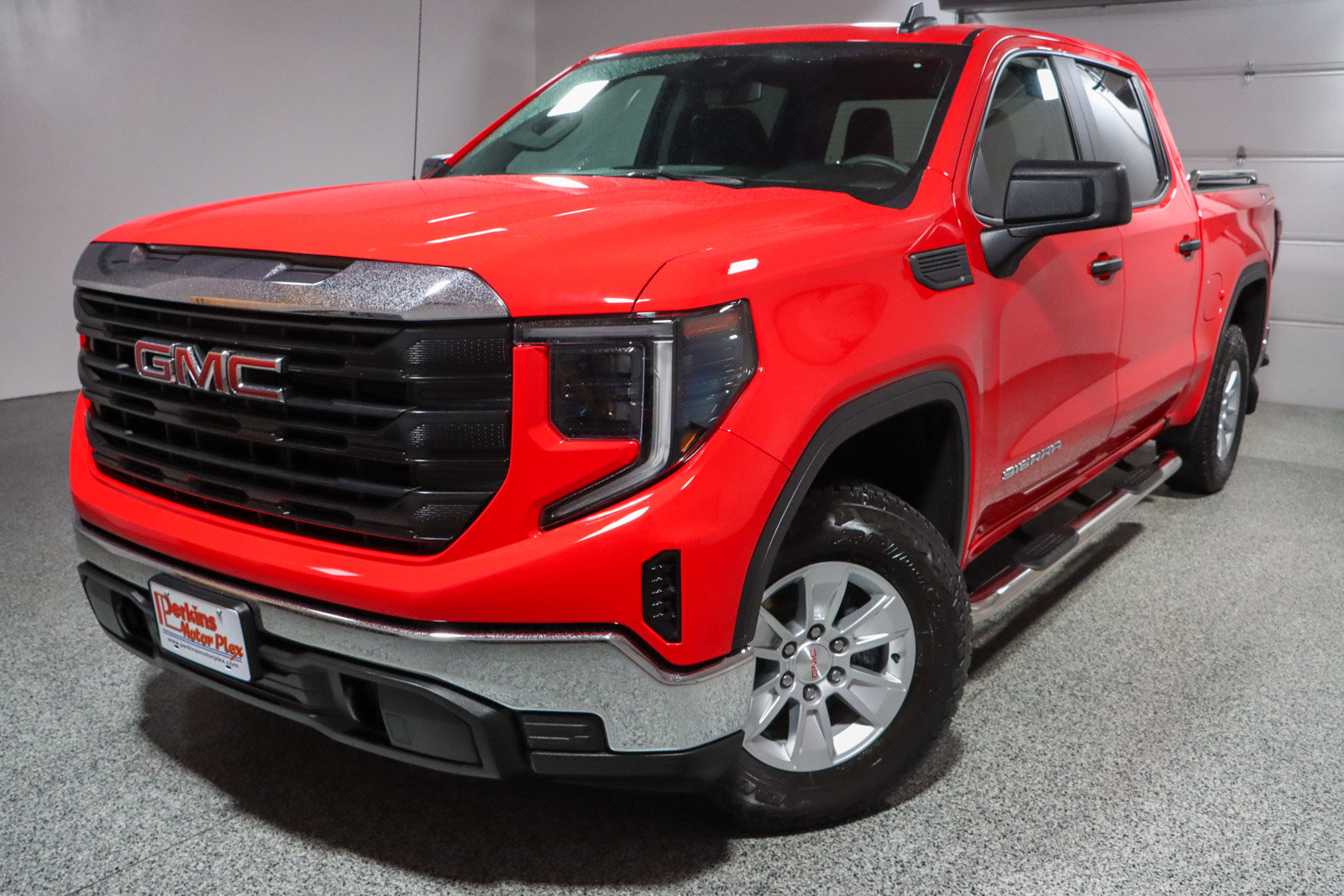 Used 2024 GMC Sierra 1500 Pro w/ Pro Value Package image 31