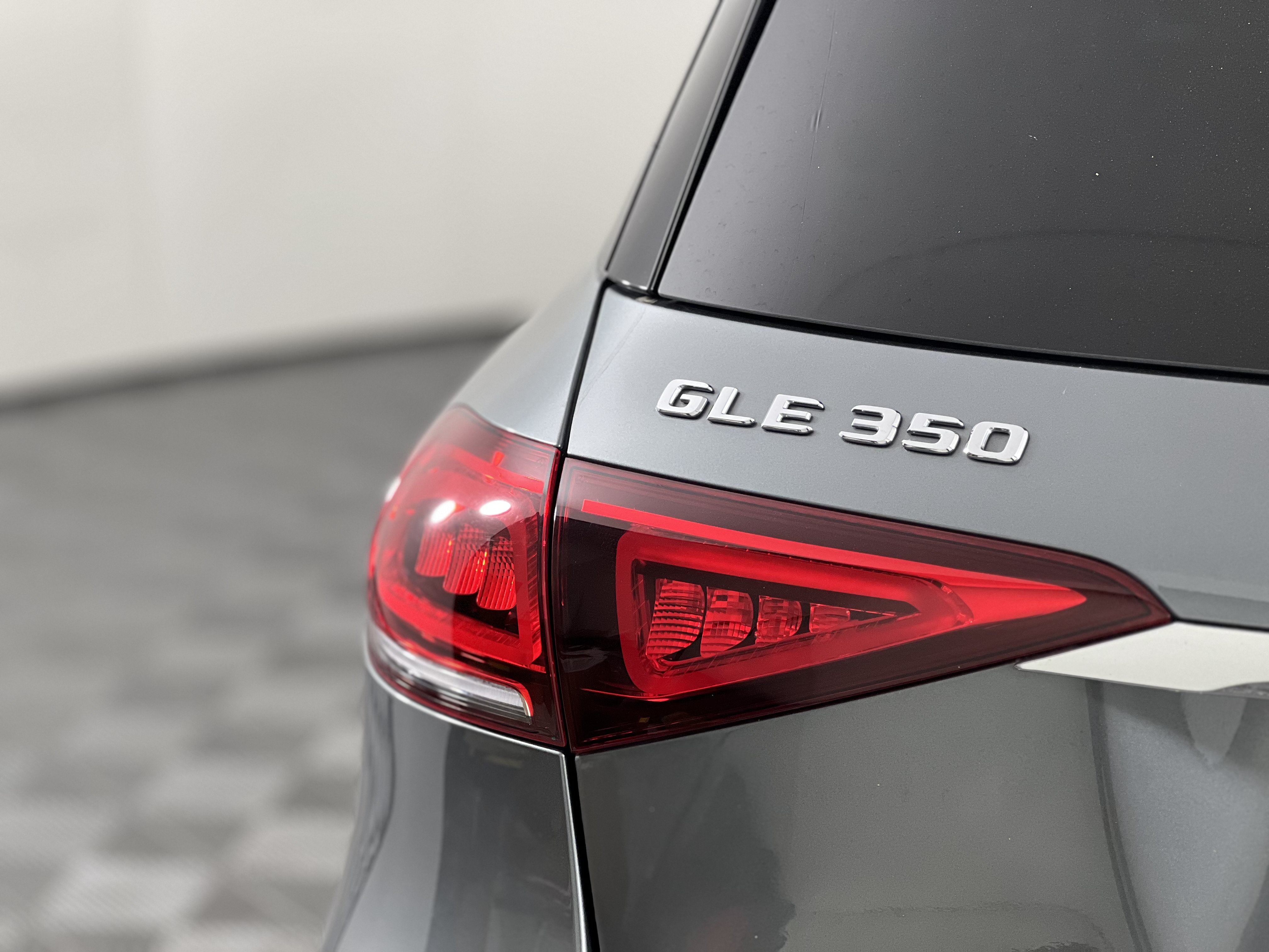 Certified 2020 Mercedes-Benz GLE 350 4MATIC image 12