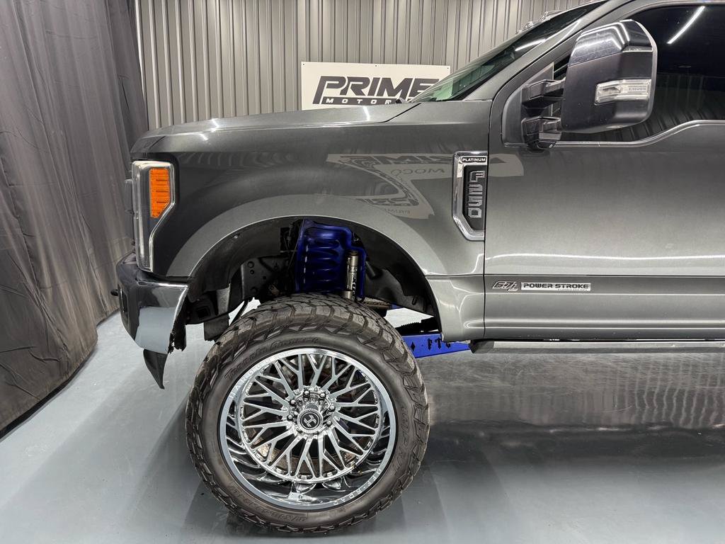 Used 2018 Ford F250 Platinum w/ Platinum Ultimate Package AWD/4WD image 8