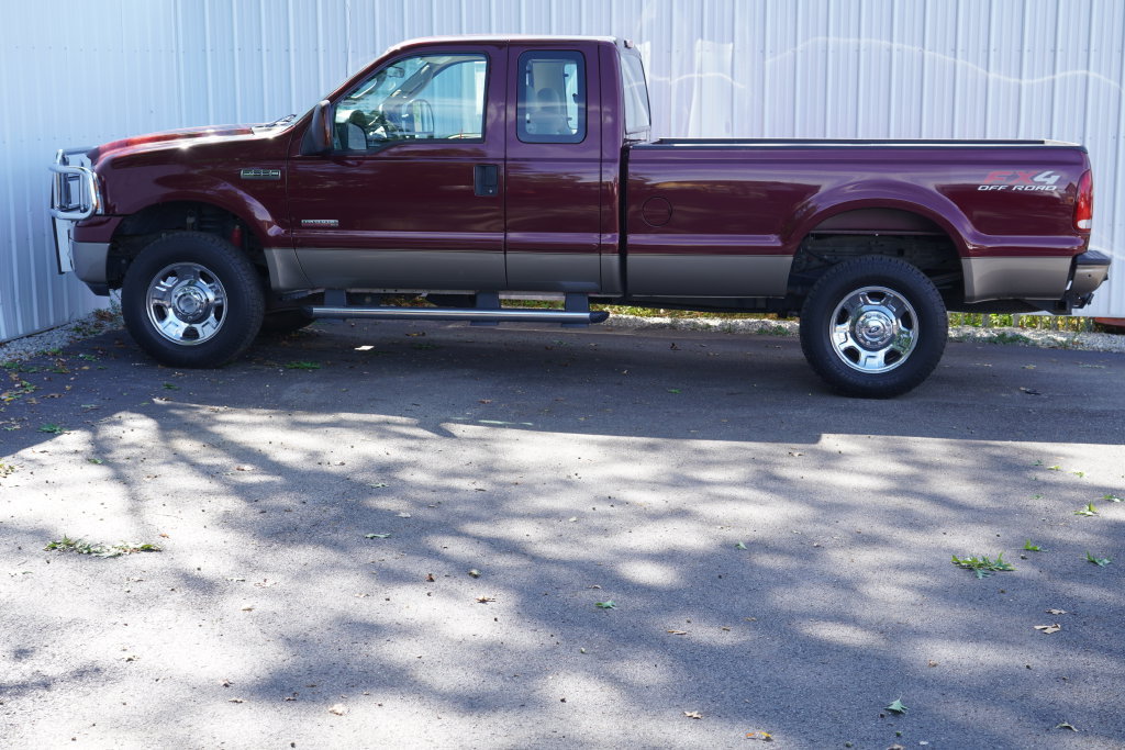 Used 2005 Ford F350 XLT AWD/4WD image 3