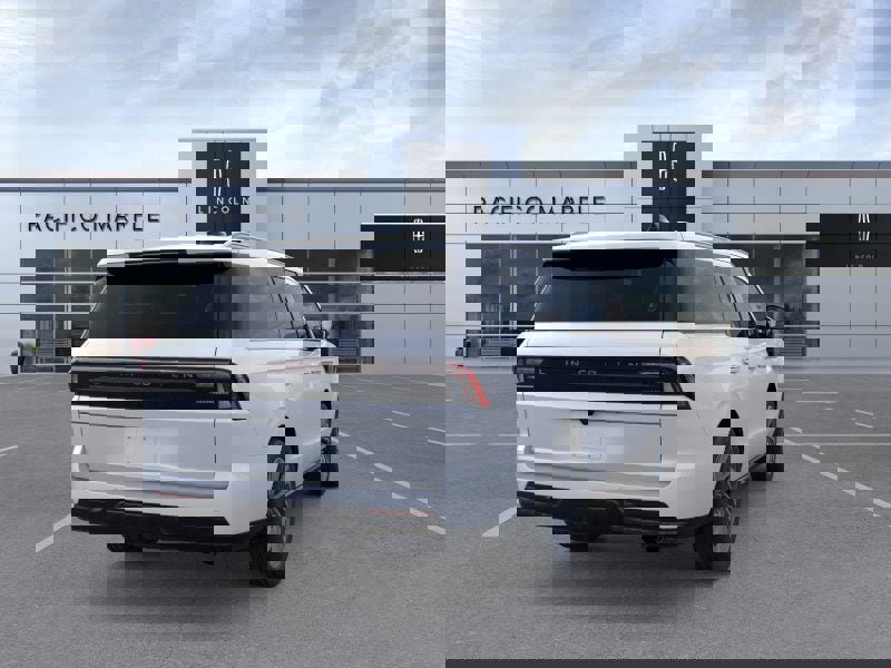 New 2025 Lincoln Navigator L Reserve image 8