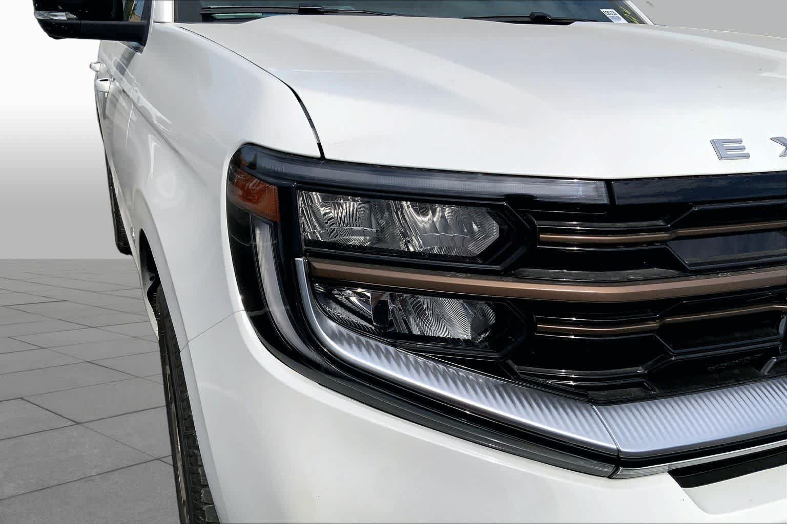 New 2027 Ford Expedition King Ranch RWD image 10