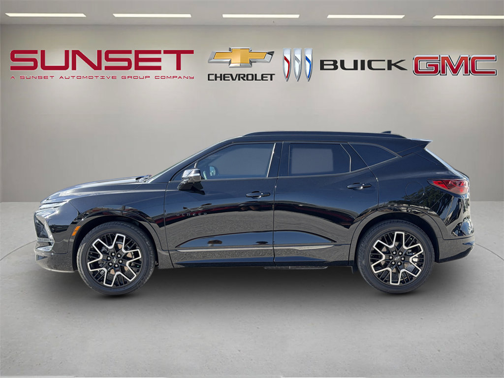 Certified 2024 Chevrolet Blazer RS w/ Driver Confidence II Package FWD image 4