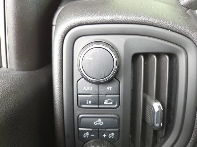 Used 2020 Chevrolet Silverado 1500 Custom w/ Custom Value Package image 8