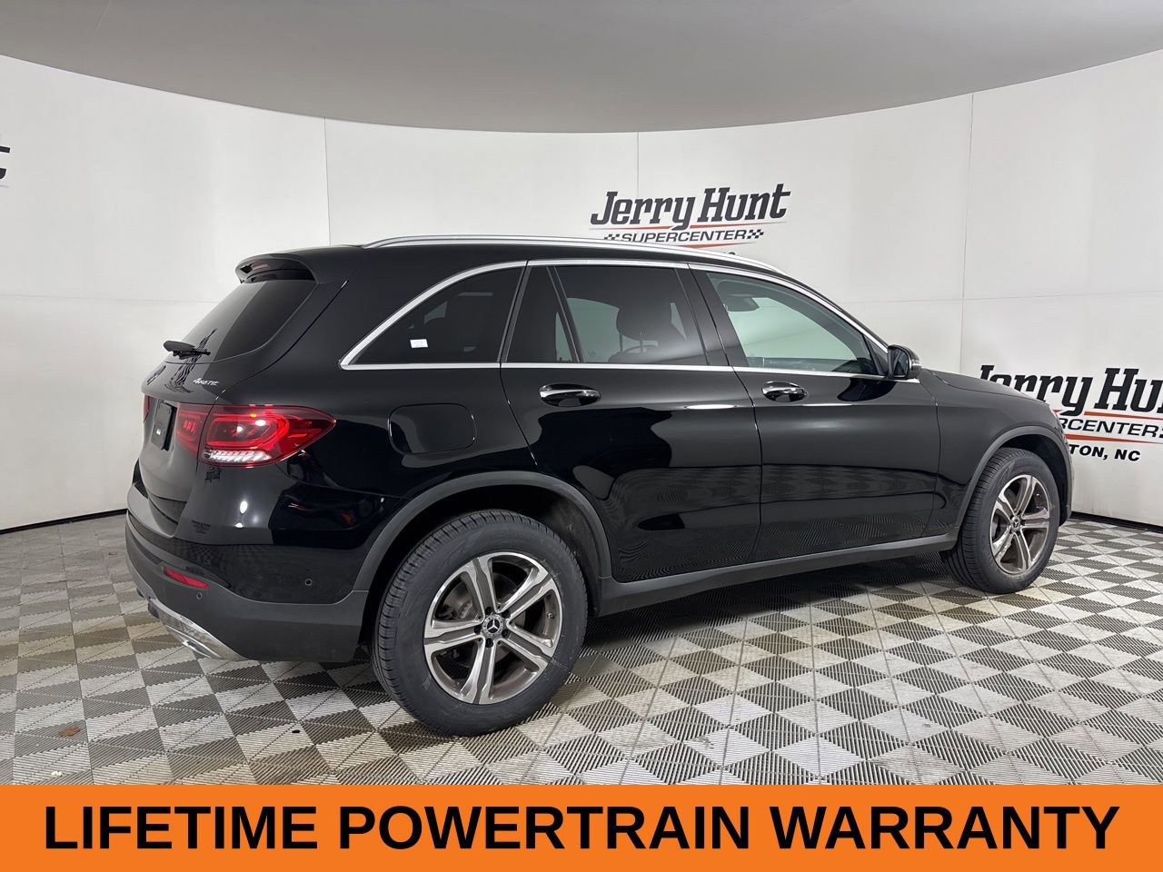 Used 2022 Mercedes-Benz GLC 300 4MATIC w/ Premium Package Lite image 5