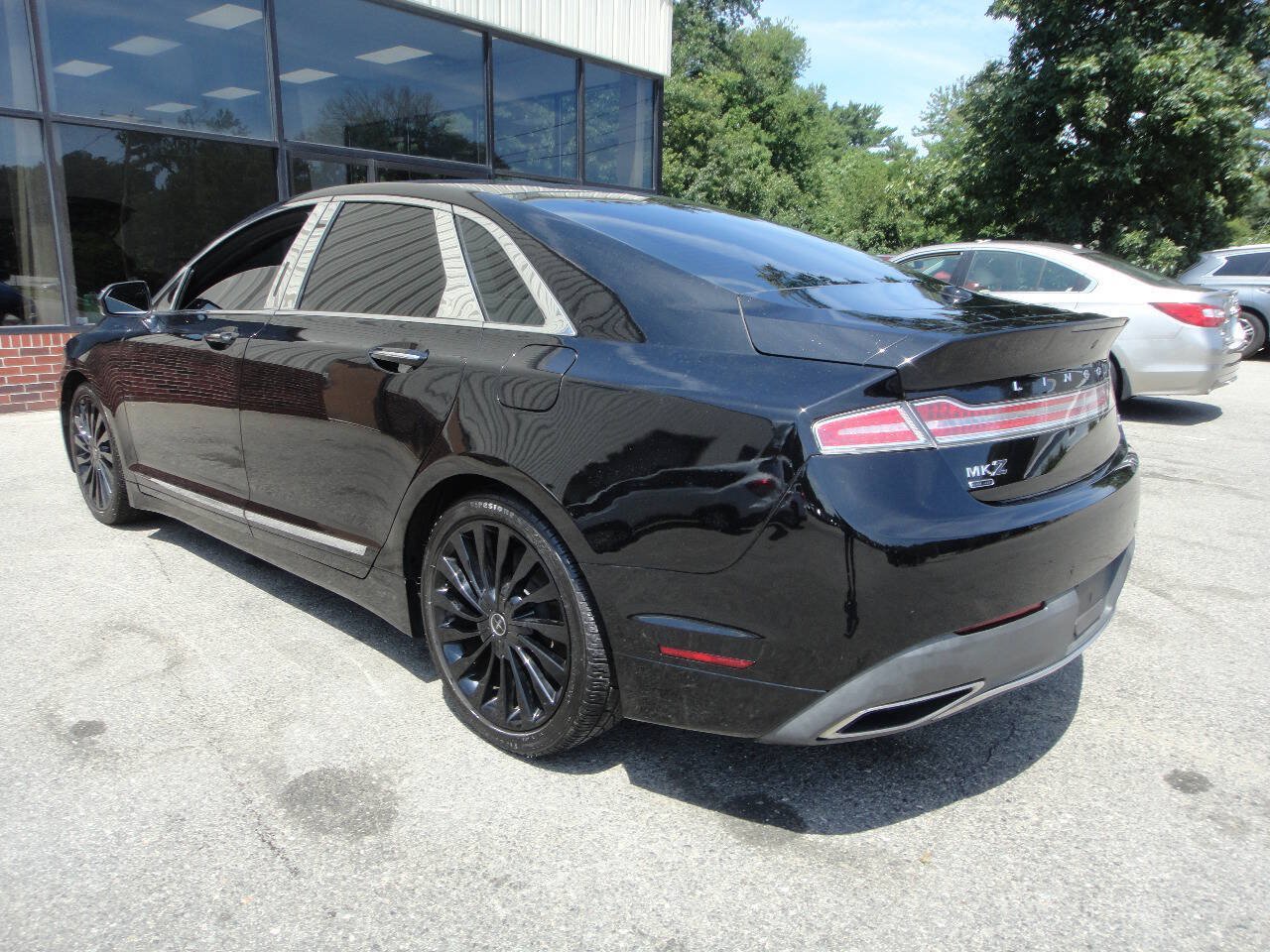 Used 2017 Lincoln MKZ Black Label FWD image 4