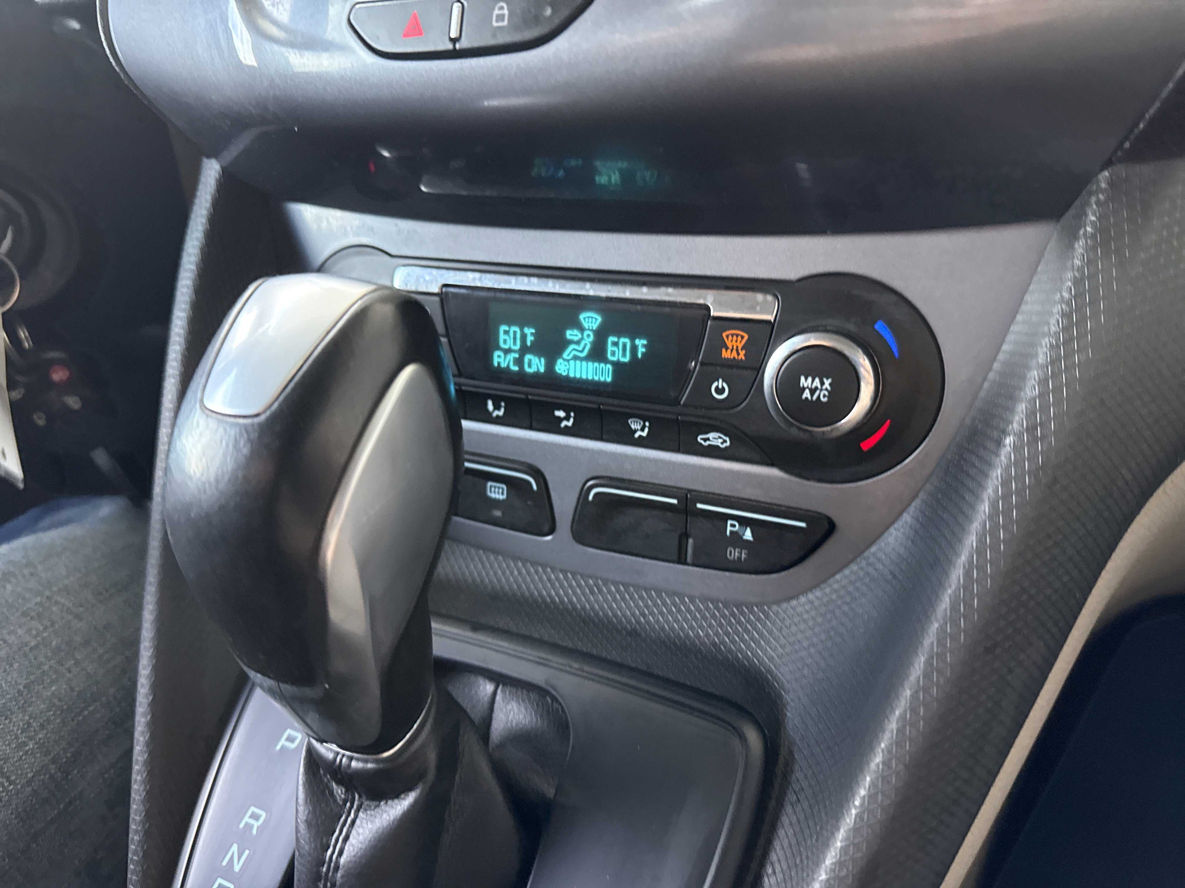 Used 2015 Ford Transit Connect Titanium image 28