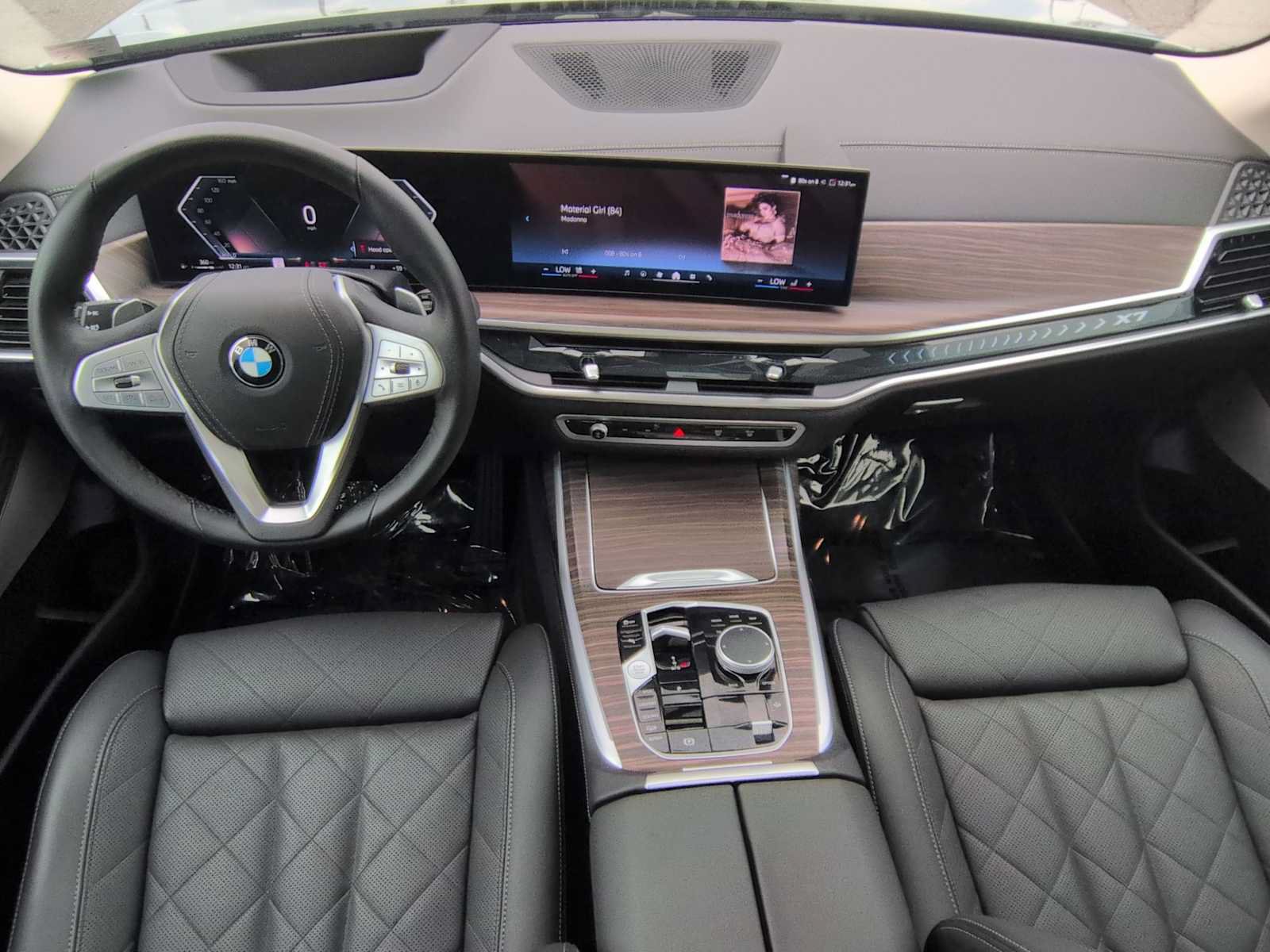 Used 2026 BMW X7 xDrive40i AWD/4WD image 16
