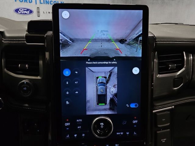 Used 2024 Ford F150 Lightning Platinum image 18