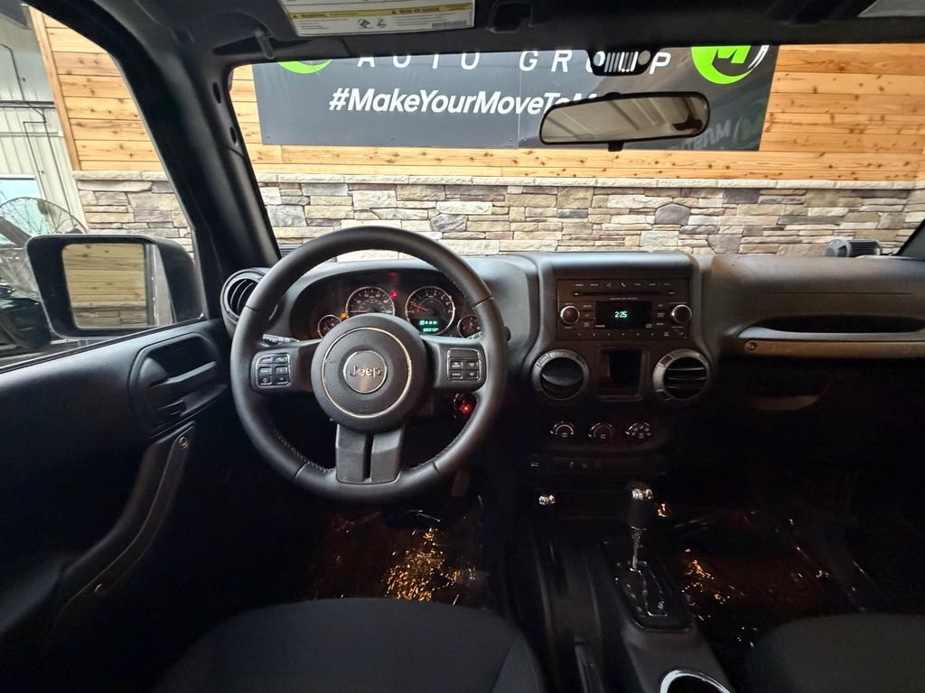 Used 2016 Jeep Wrangler Unlimited Sport w/ Connectivity Group AWD/4WD image 27