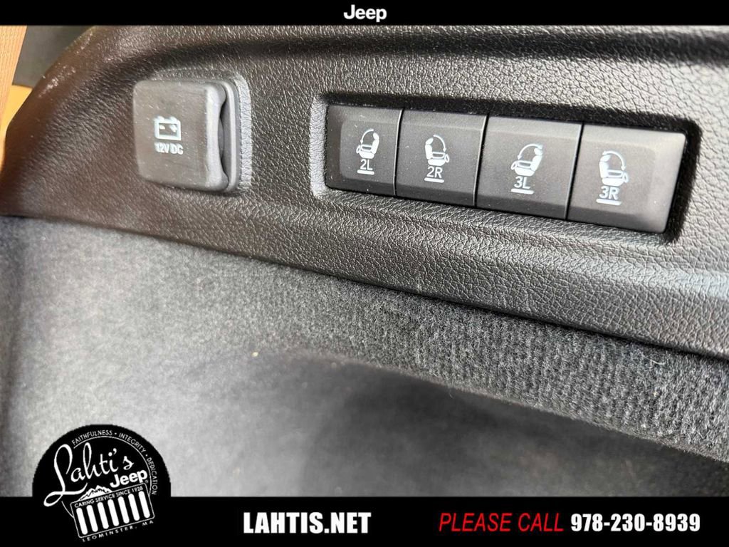 Used 2023 Jeep Grand Cherokee L Summit image 25