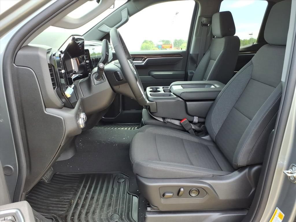 New 2026 GMC Sierra 1500 Elevation image 12