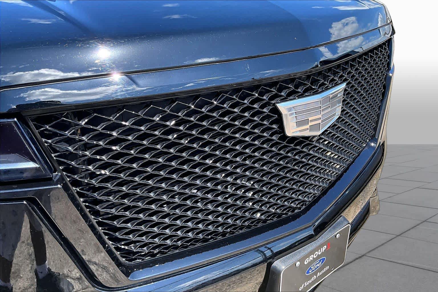 Used 2024 Cadillac Escalade Sport w/ LPO, ONYX Package AWD/4WD image 30