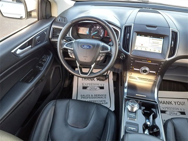 Used 2019 Ford Edge Titanium w/ Cold Weather Package image 15