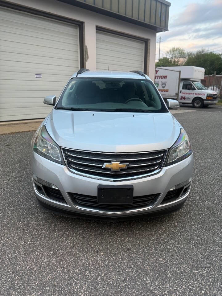 Used 2017 Chevrolet Traverse LT AWD/4WD image 9