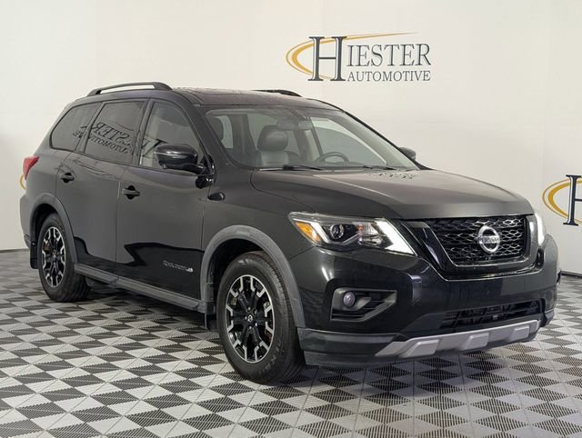 Used 2019 Nissan Pathfinder SL image 2