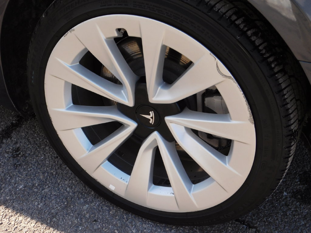 Used 2022 Tesla Model 3 Long Range AWD/4WD image 9