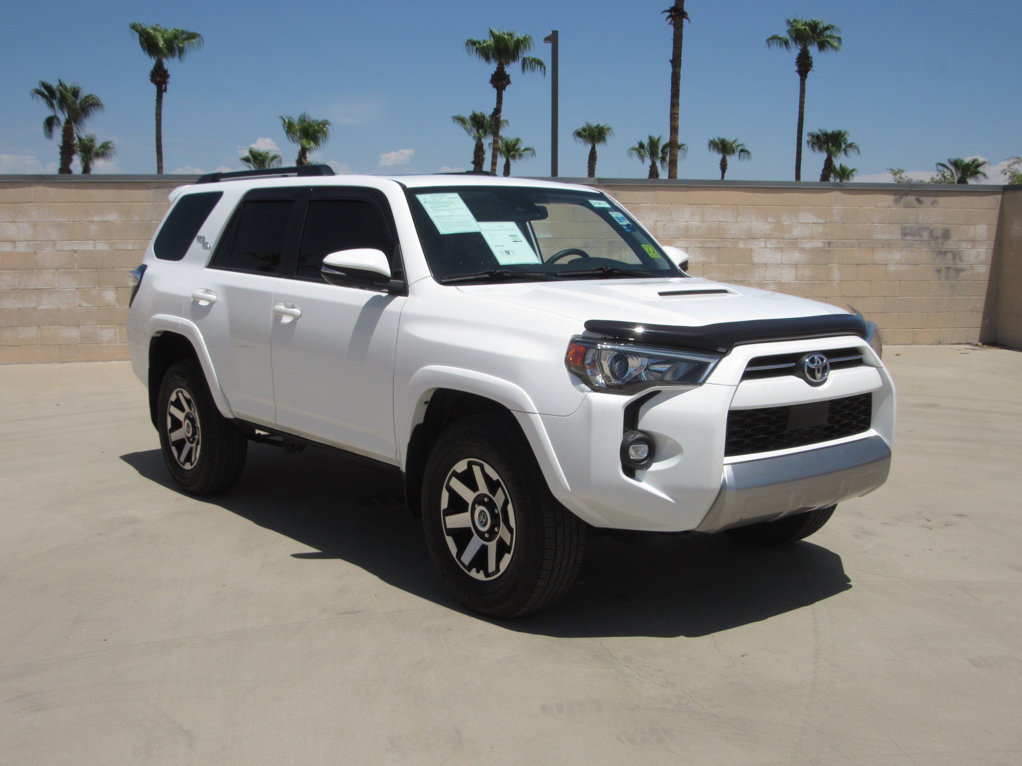 Used 2023 Toyota 4Runner TRD Off-Road Premium w/ Moonroof Package AWD/4WD image 2