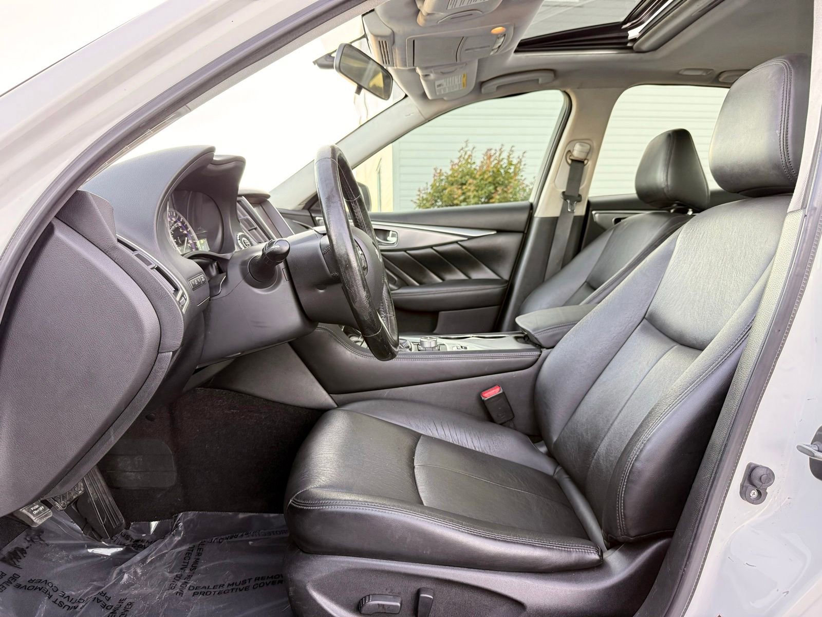 Used 2015 INFINITI Q50 AWD image 17