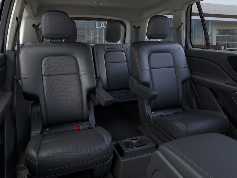 New 2026 Lincoln Aviator AWD image 11