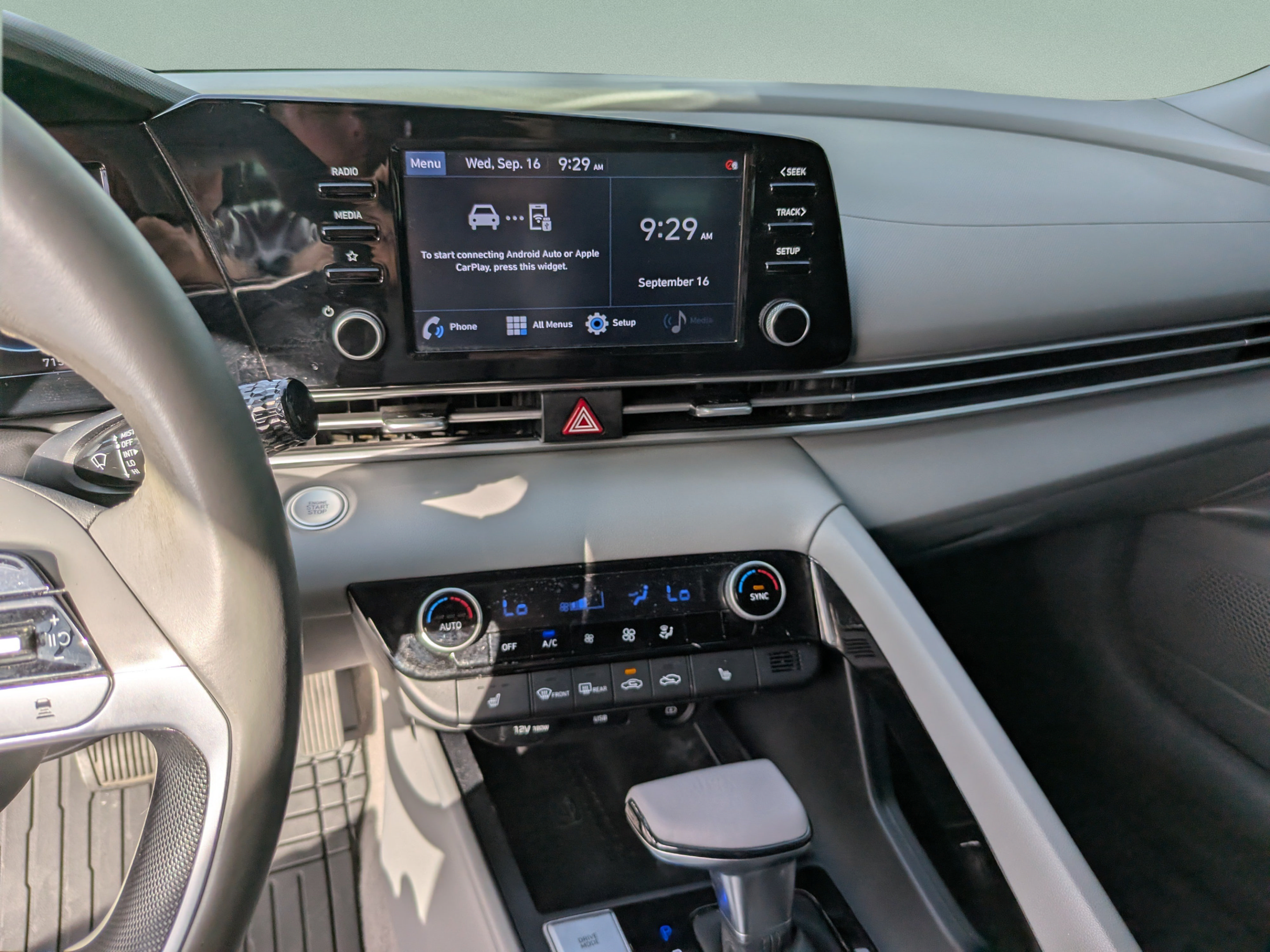 Used 2021 Hyundai Elantra SEL w/ Convenience Package FWD image 13