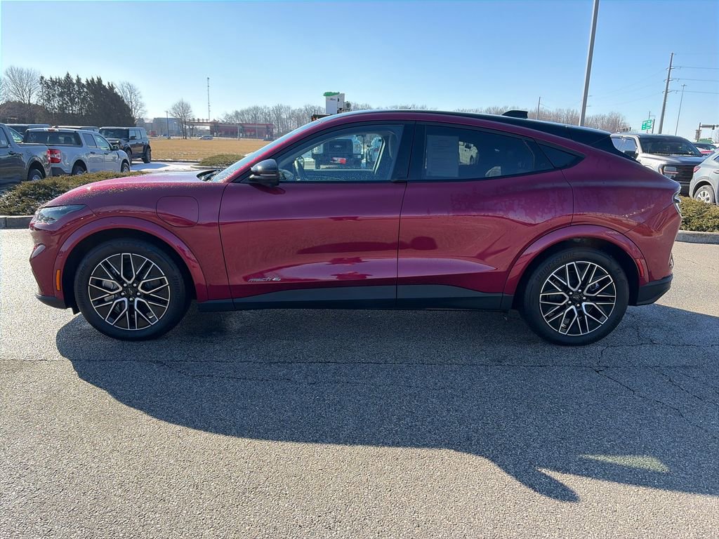 Used 2025 Ford Mustang Mach-E Premium image 4