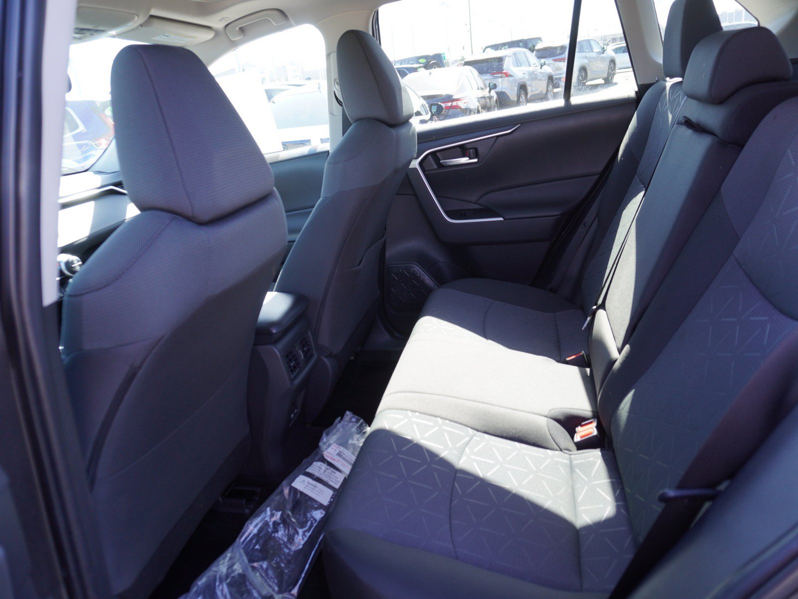 Used 2025 Toyota RAV4 XLE w/ Convenience Package AWD/4WD image 13