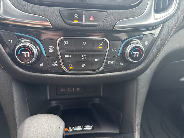Used 2023 Chevrolet Equinox Premier AWD/4WD image 21