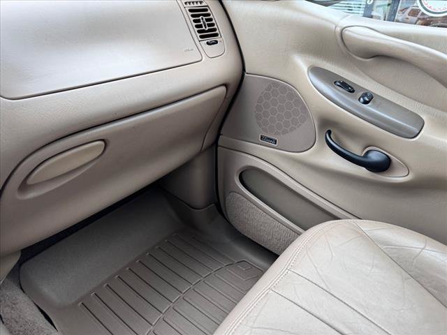 Used 1998 Ford Expedition Eddie Bauer AWD/4WD image 13
