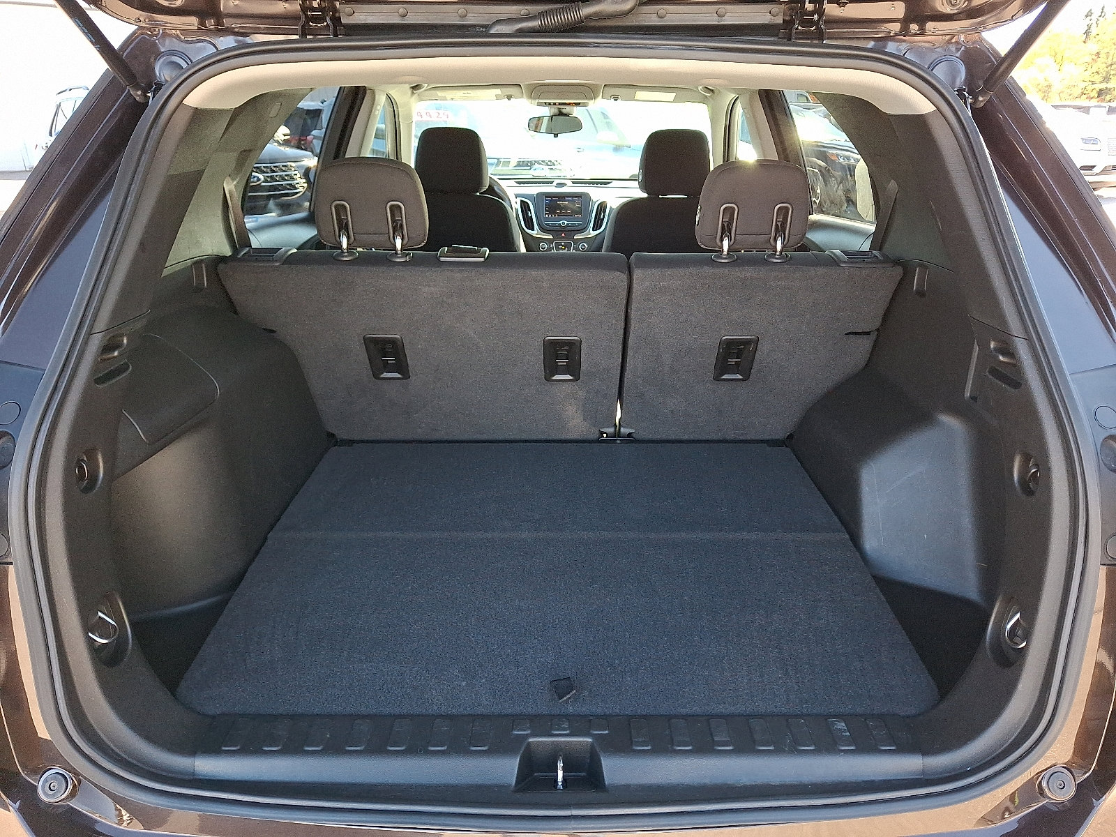 Used 2020 Chevrolet Equinox LT image 28