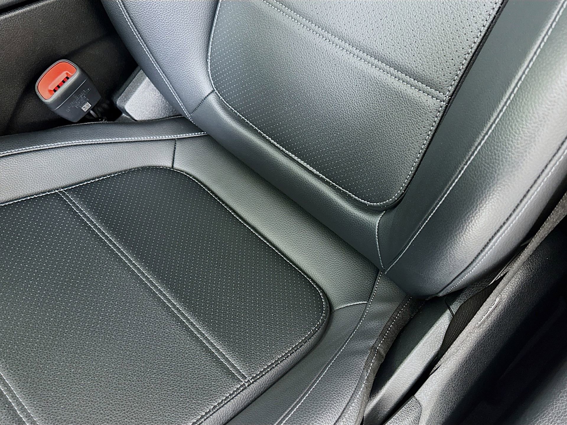 Used 2024 Mercedes-Benz GLC 300 image 20