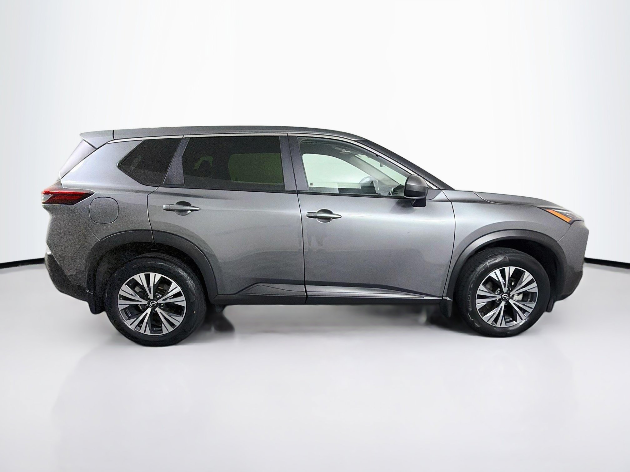 Used 2023 Nissan Rogue SV FWD image 10