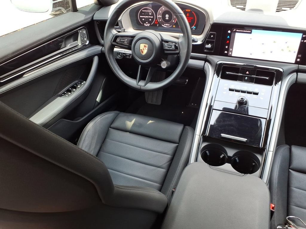 Certified 2024 Porsche Panamera RWD image 22