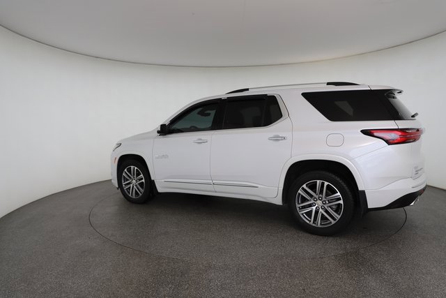 Used 2024 Chevrolet Traverse High Country image 9