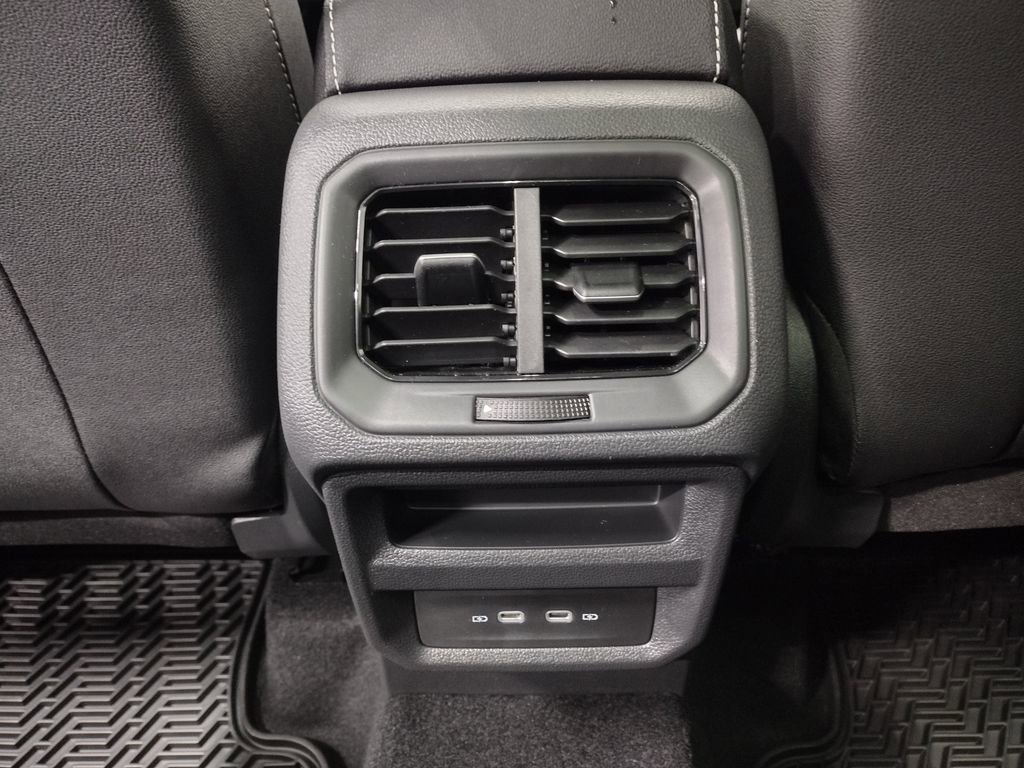 New 2026 Volkswagen Taos SEL image 33