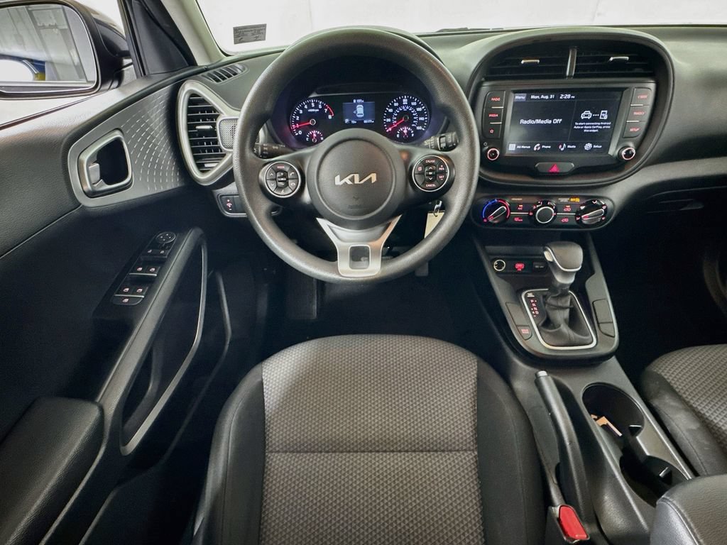 Used 2022 Kia Soul LX FWD image 20