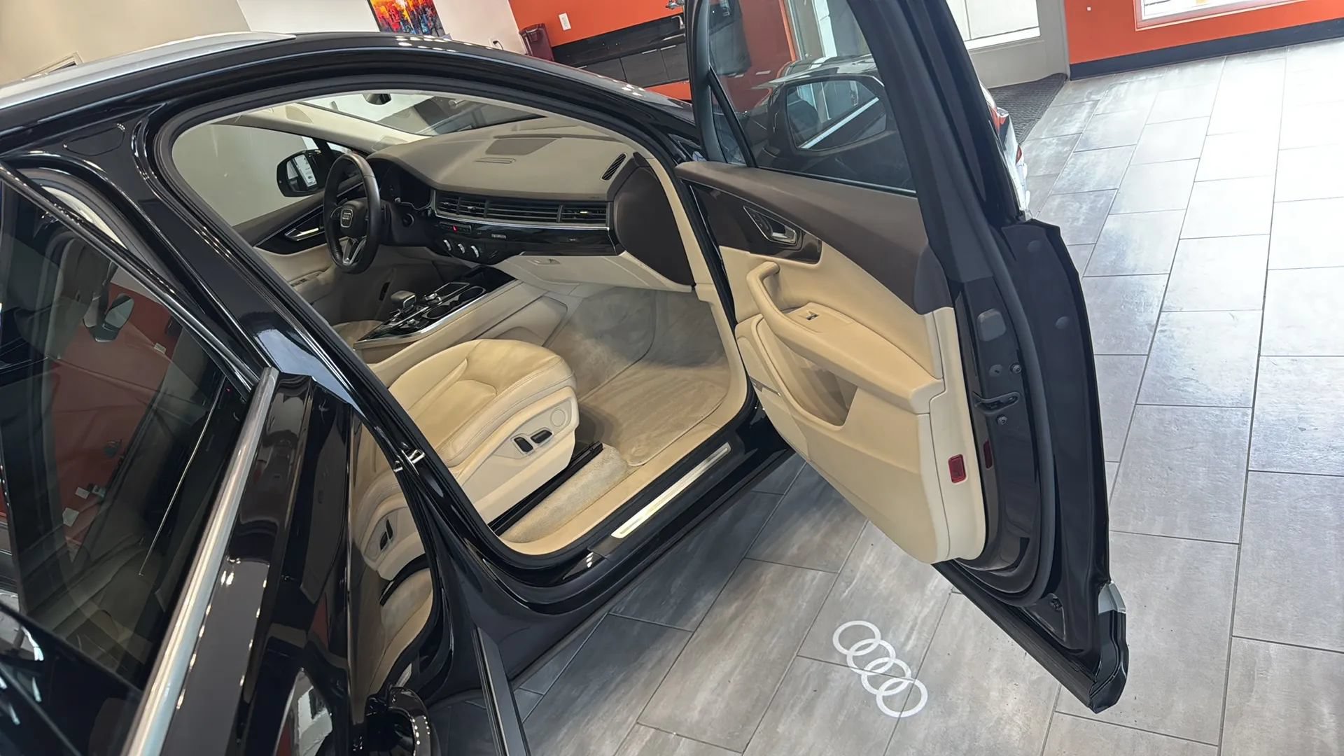 Used 2018 Audi Q7 3.0T Premium Plus AWD/4WD image 17