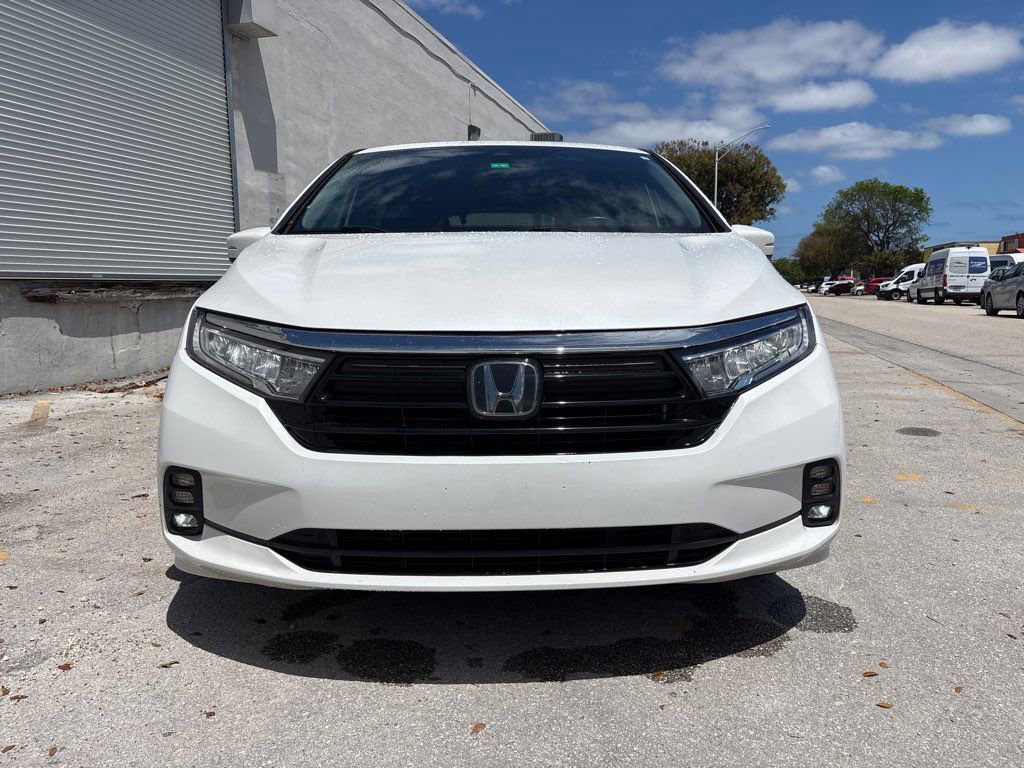 Used 2023 Honda Odyssey EX-L image 2