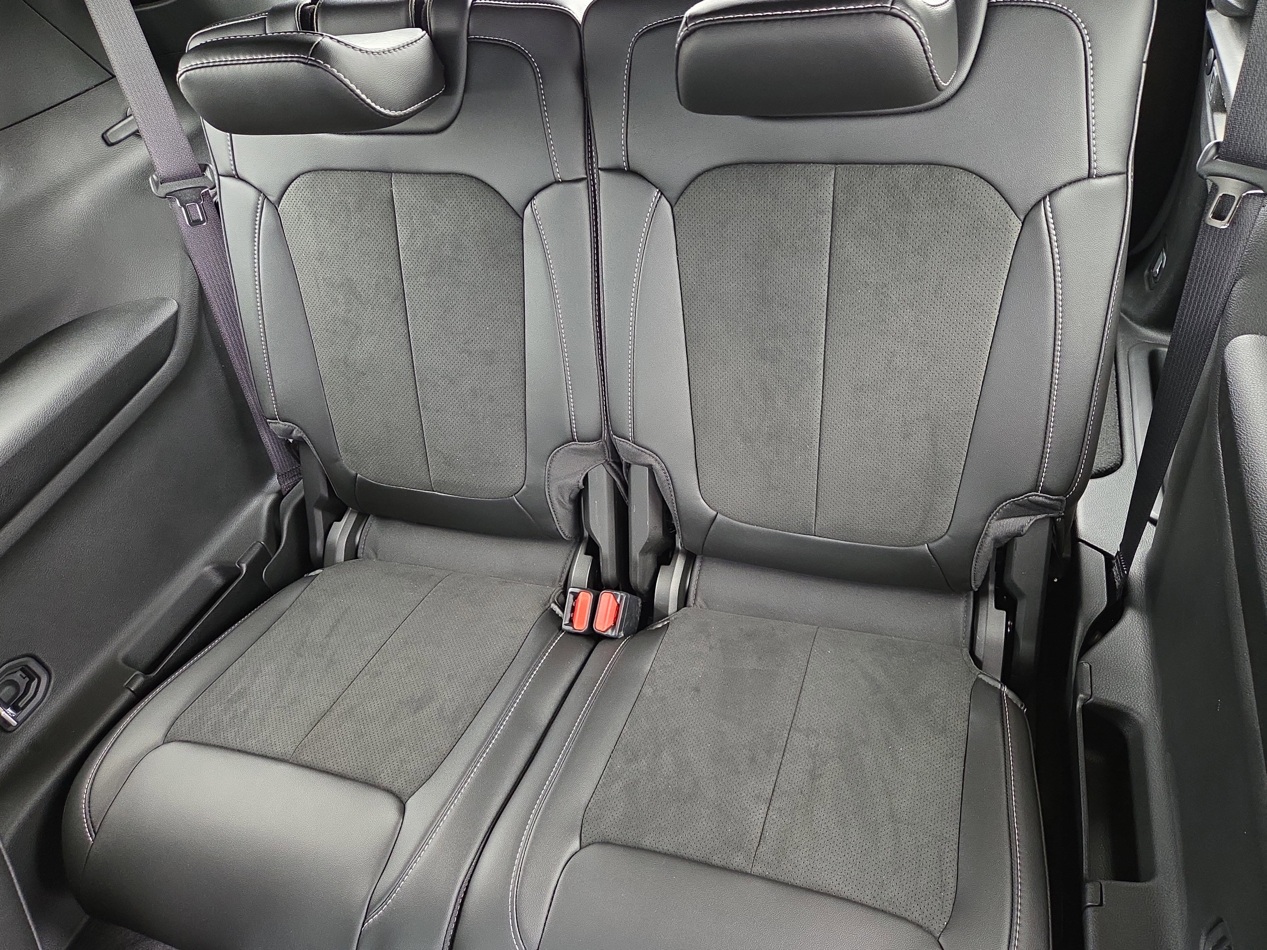 New 2025 Jeep Grand Cherokee L Altitude image 7