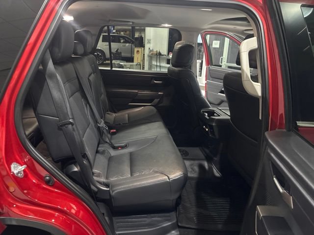 Used 2024 Toyota Sequoia SR5 w/ SR5 Premium Package AWD/4WD image 37