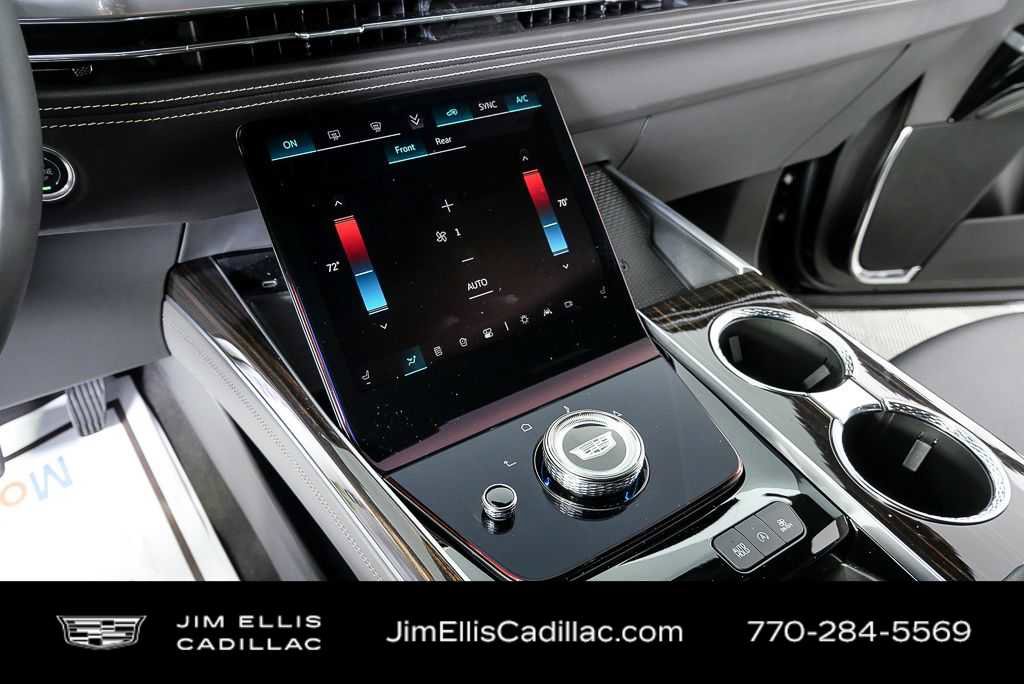 Used 2025 Cadillac Escalade Luxury image 19