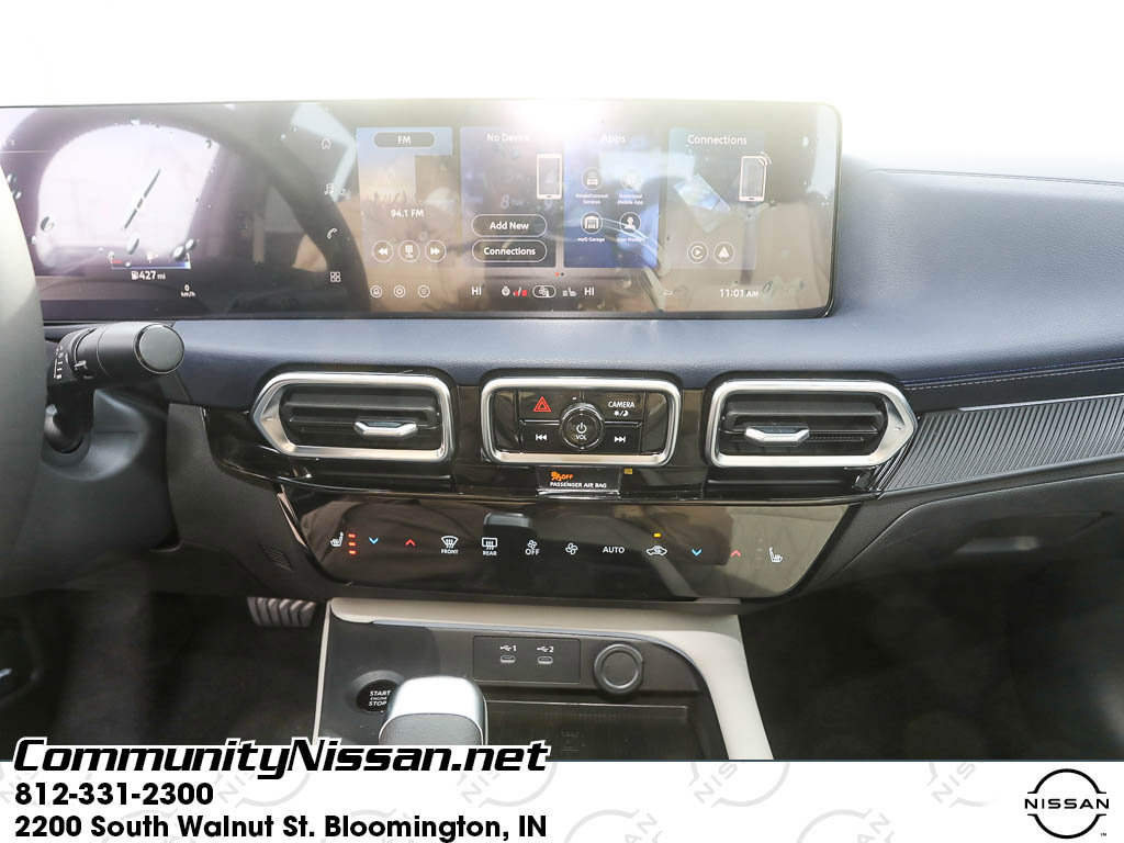 New 2026 Nissan Sentra SL w/ Floor Mat Package FWD image 14
