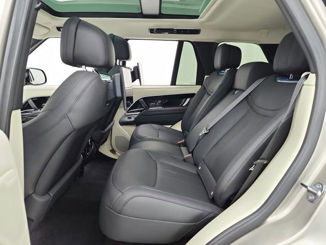 Certified 2023 Land Rover Range Rover Autobiography AWD/4WD image 37