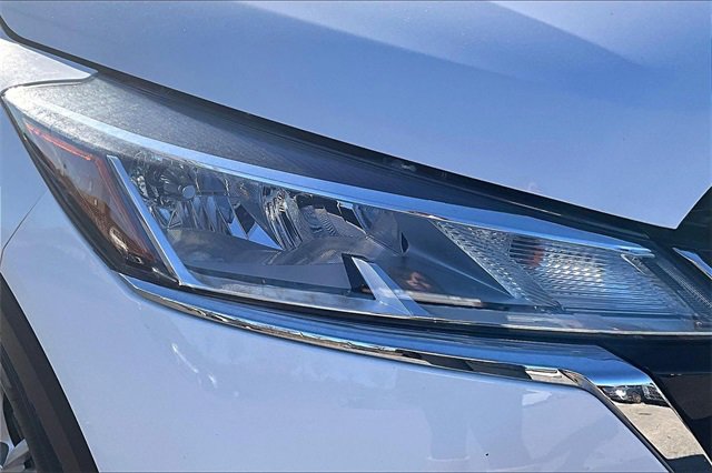 Certified 2024 Nissan Kicks S w/ Interior Electronics Package image 31