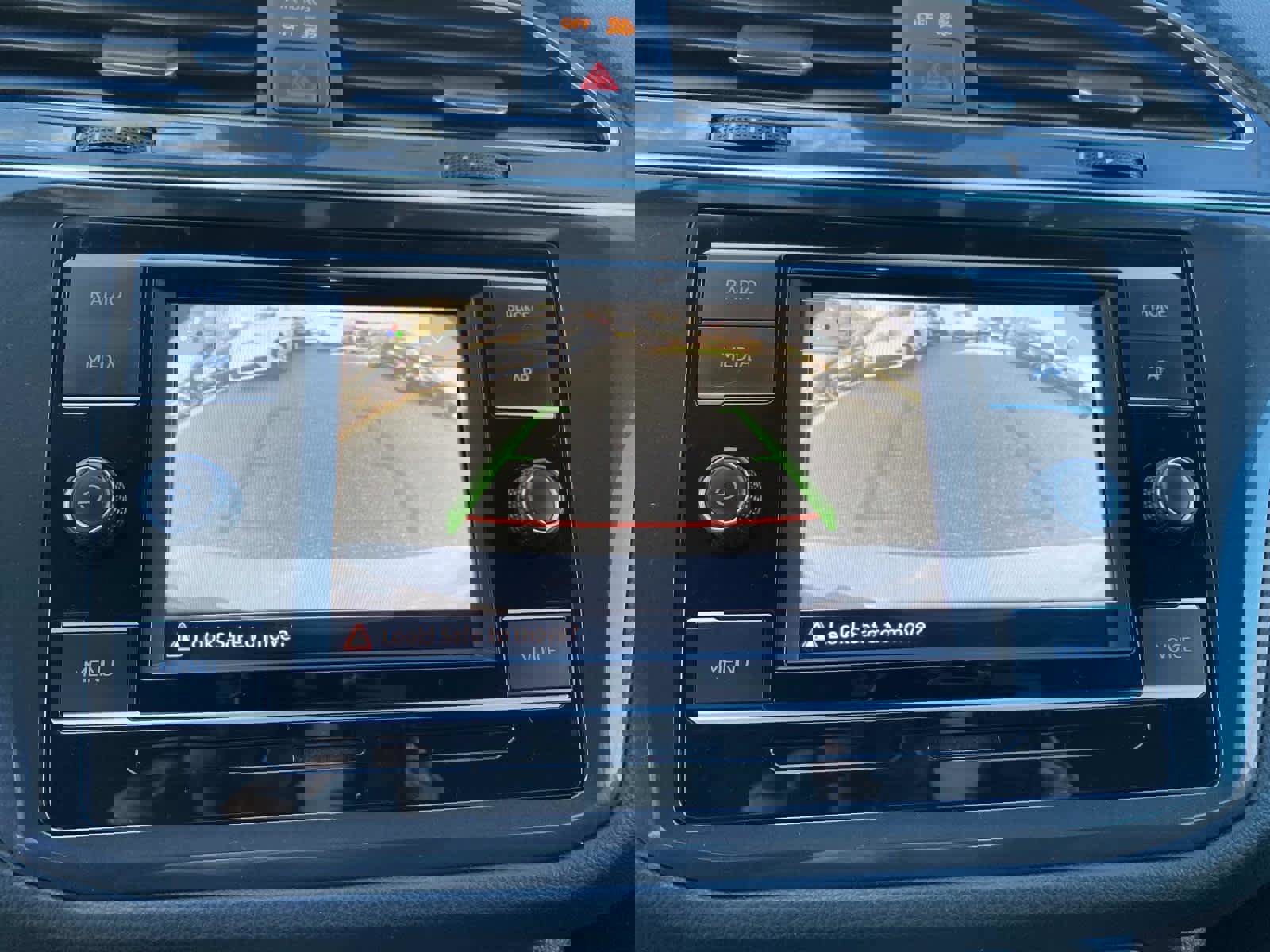 Used 2022 Volkswagen Tiguan S image 13