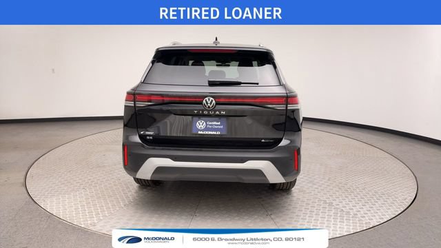 Certified 2025 Volkswagen Tiguan SE AWD/4WD image 3