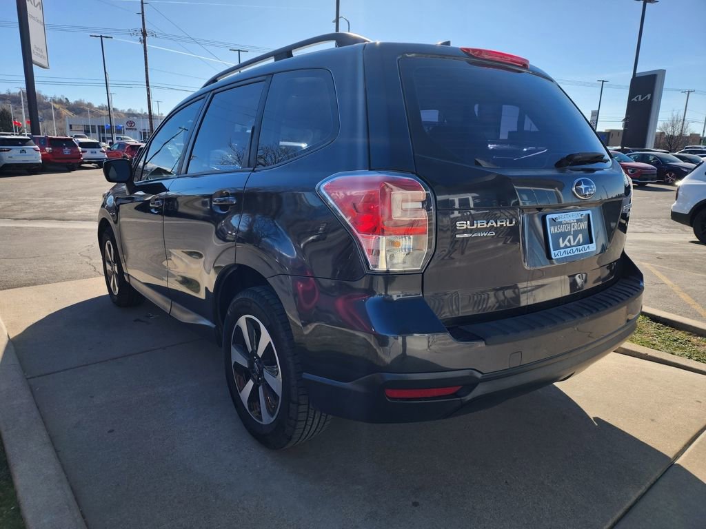 Used 2017 Subaru Forester 2.5i w/ Alloy Wheel Package AWD/4WD image 7