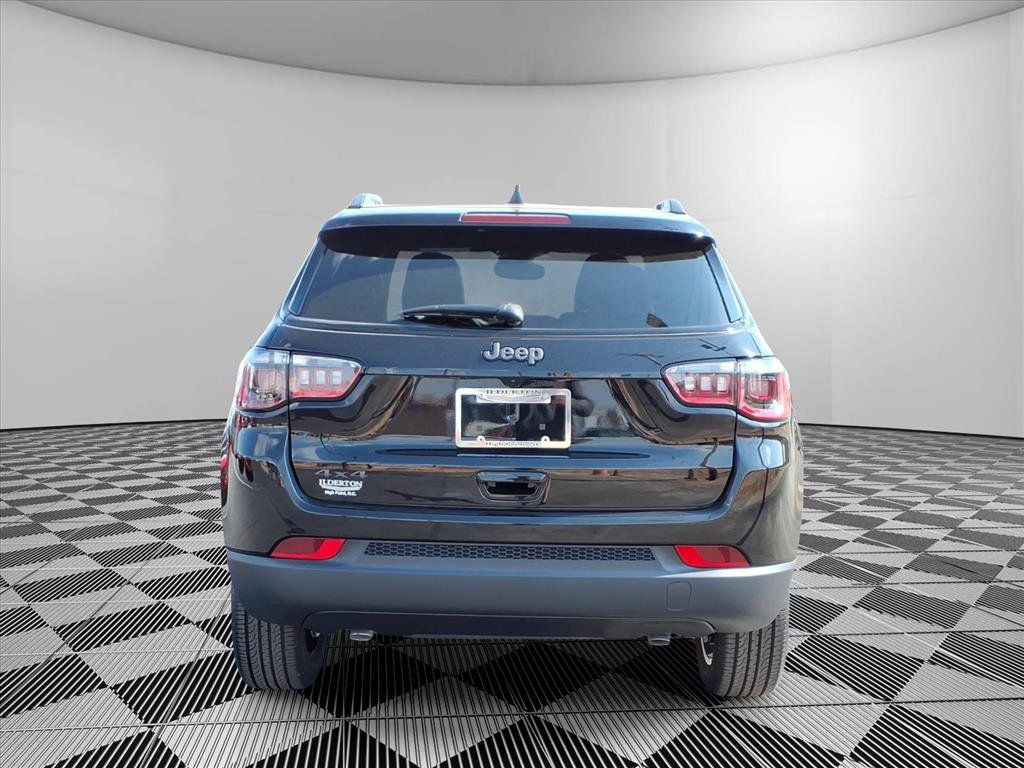 New 2026 Jeep Compass Latitude AWD/4WD image 6