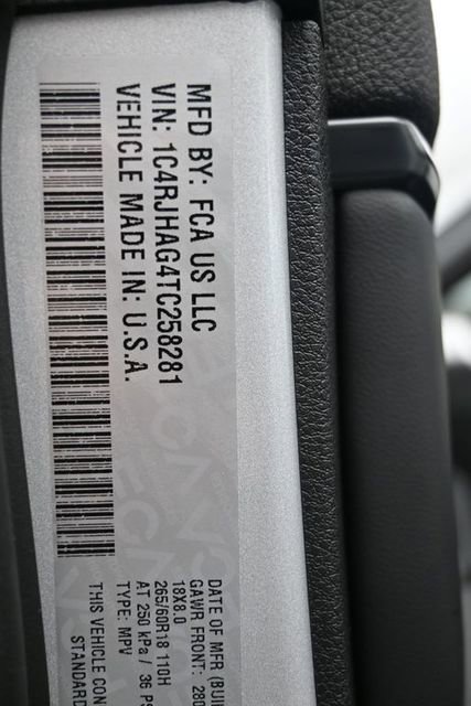 New 2026 Jeep Grand Cherokee Laredo AWD/4WD image 29